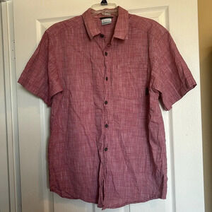 Columbia men’s red short sleeve button down shirt size medium